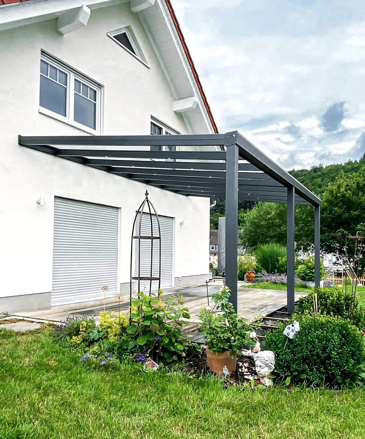 Patentiertes Doppelkammer- System in der Re- genrinne